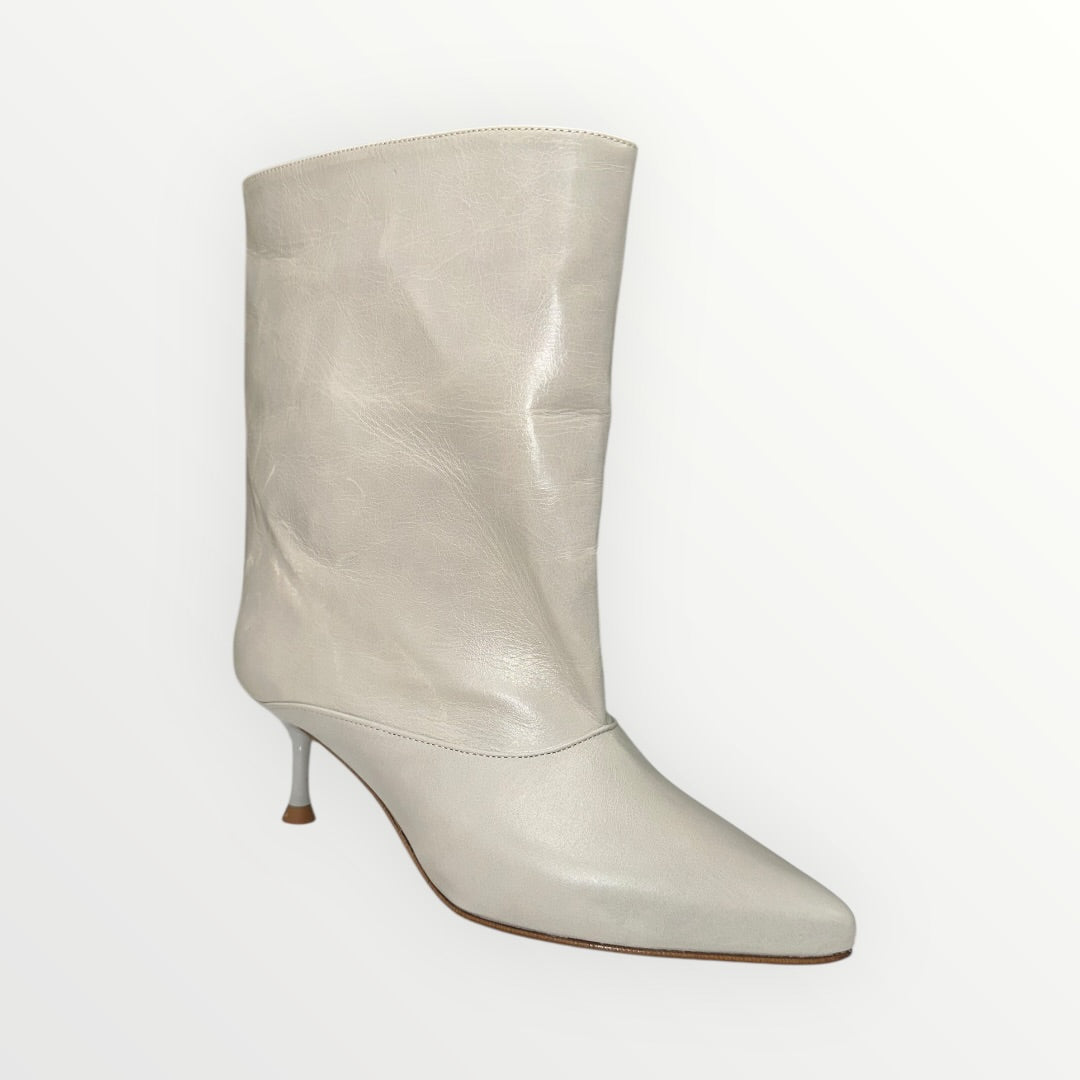 DIVINE FOLLIE - STIVALETTO LUCIDO GAMBALE MORBIDO