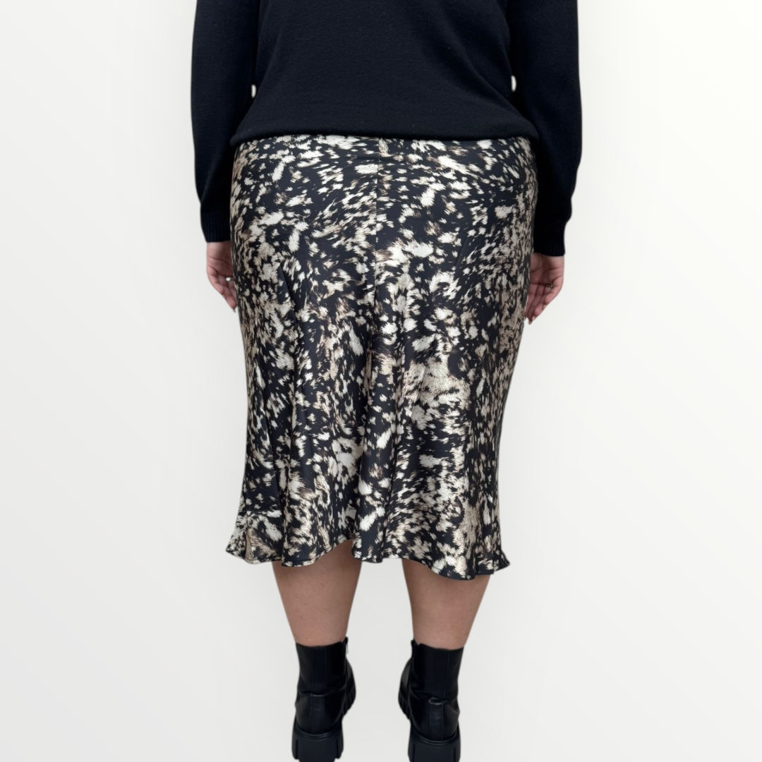 CARMAKOMA - GONNA DOMINA