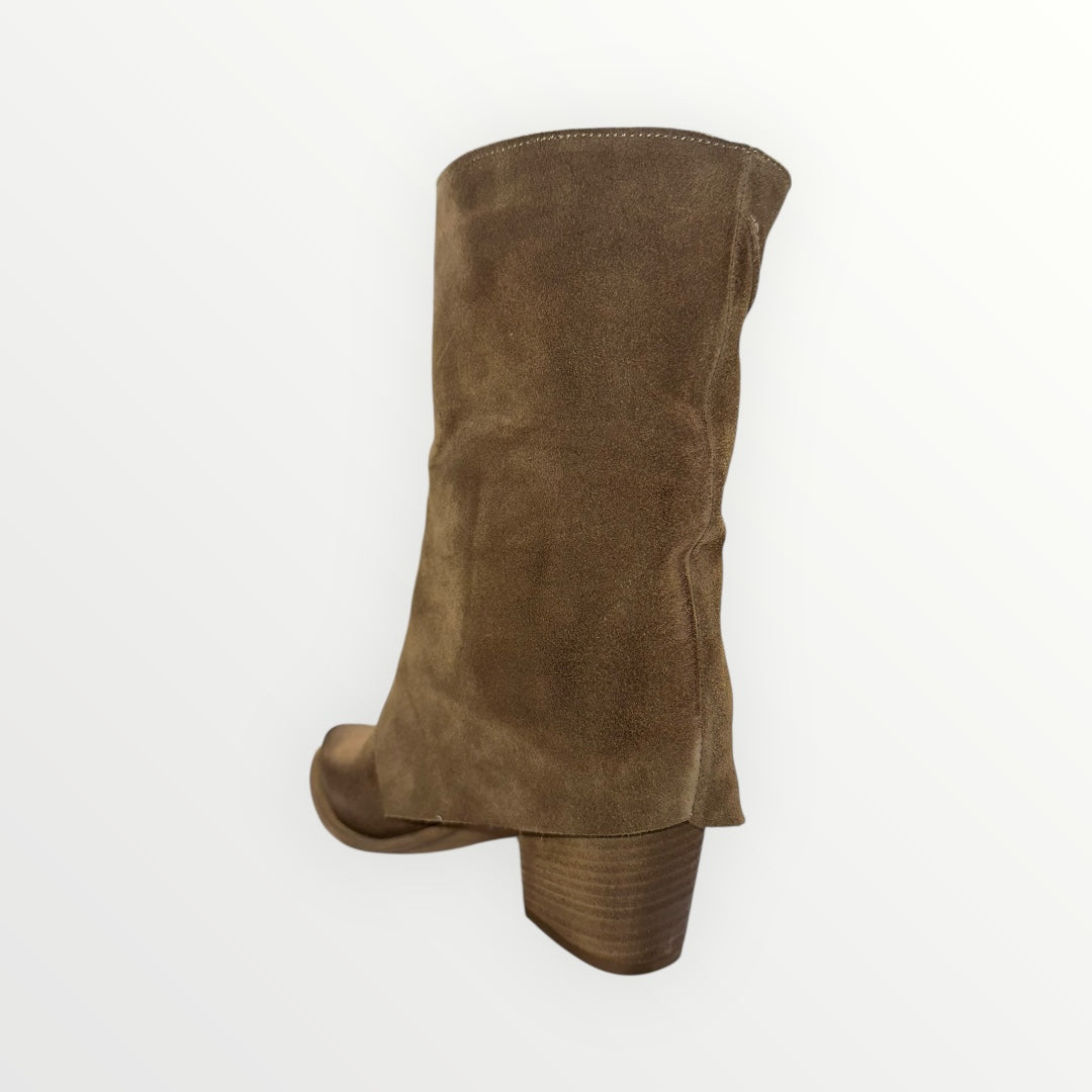 DIVINE FOLLIE - STIVALE BASSO CON RISVOLTO