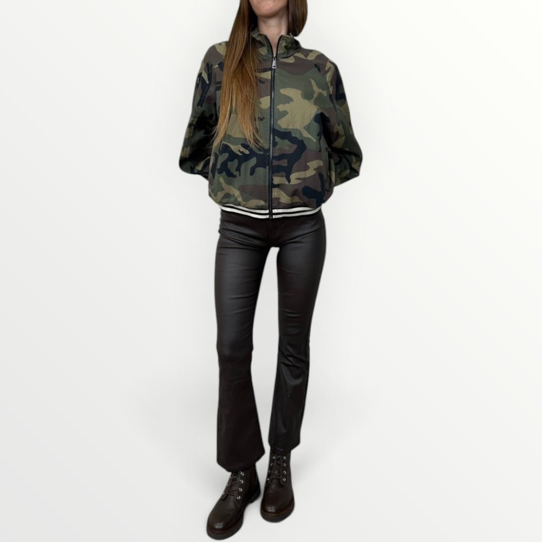 LOFT.73 - BOMBER CECILIA