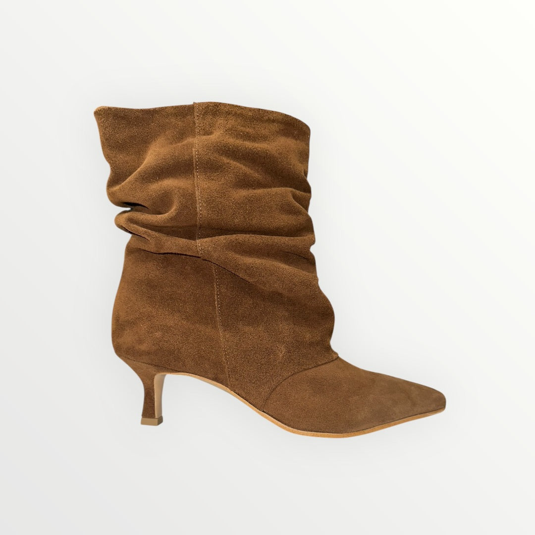 DIVINE FOLLIE - STIVALE CON GAMBALE MORBIDO