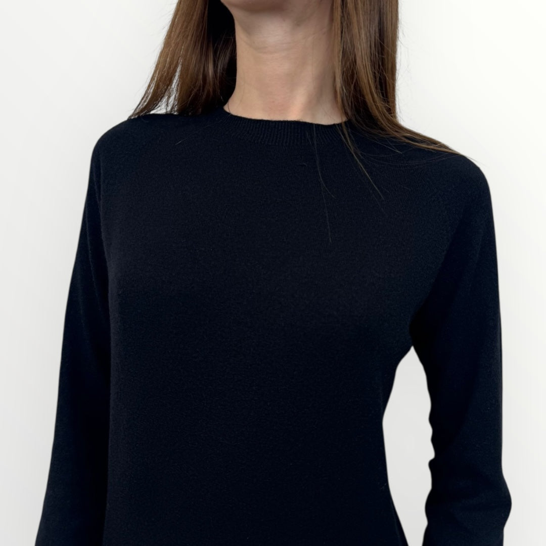 ANGELA DAVIS - MAGLIA SEMPLICE CON PROFILI A COSTINA