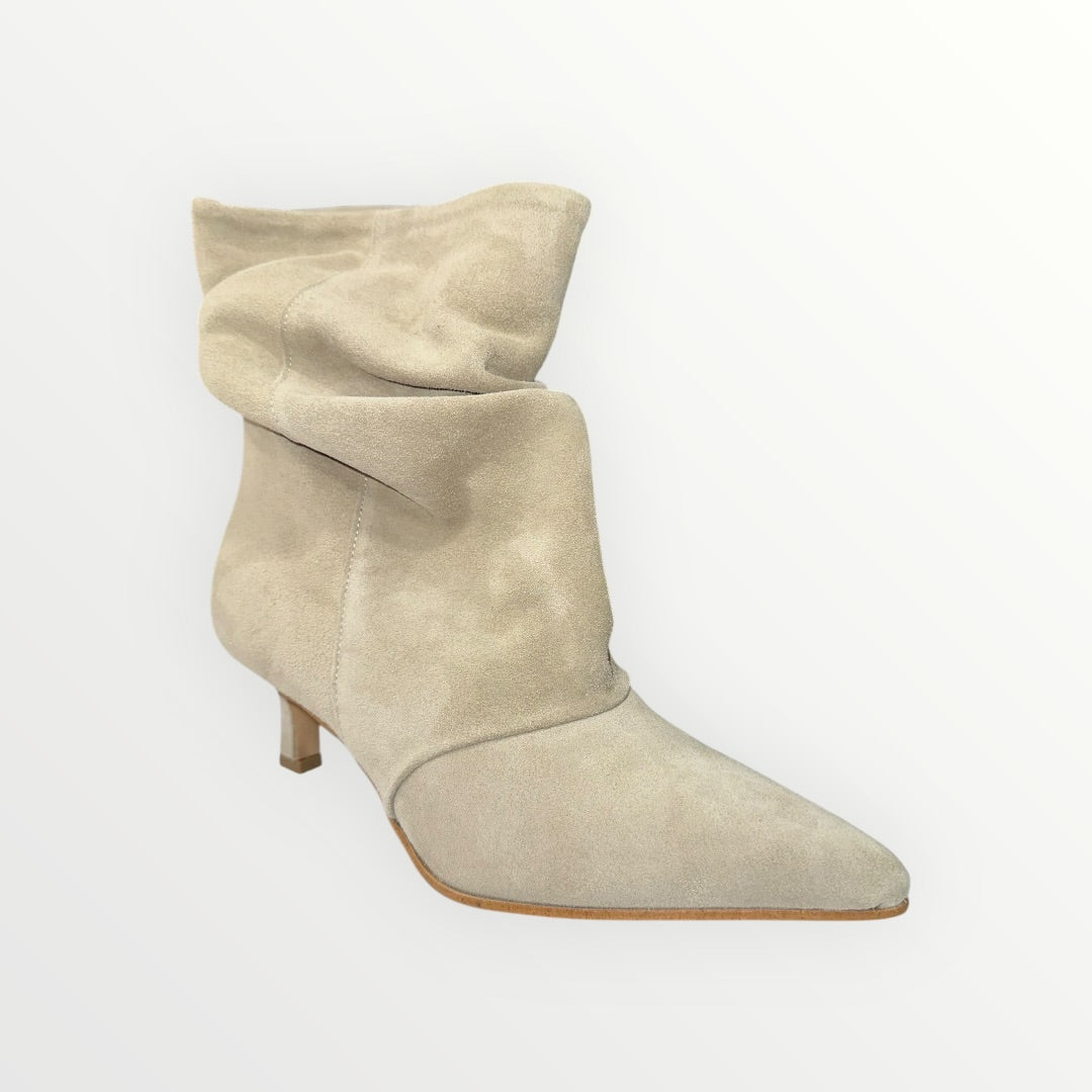 DIVINE FOLLIE - STIVALE CON GAMBALE MORBIDO