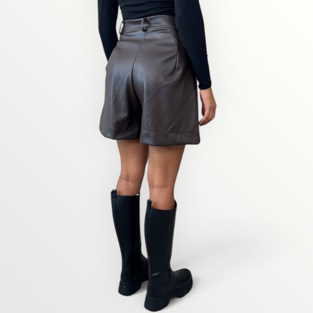 LOFT.73 - SHORT CAGLIARI