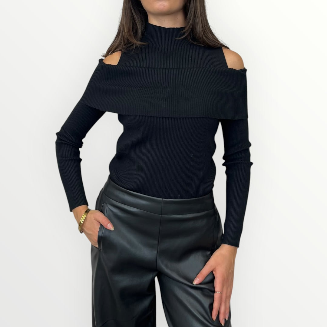 NO SECRETS - MAGLIA CON CUT-OUT A COSTINA