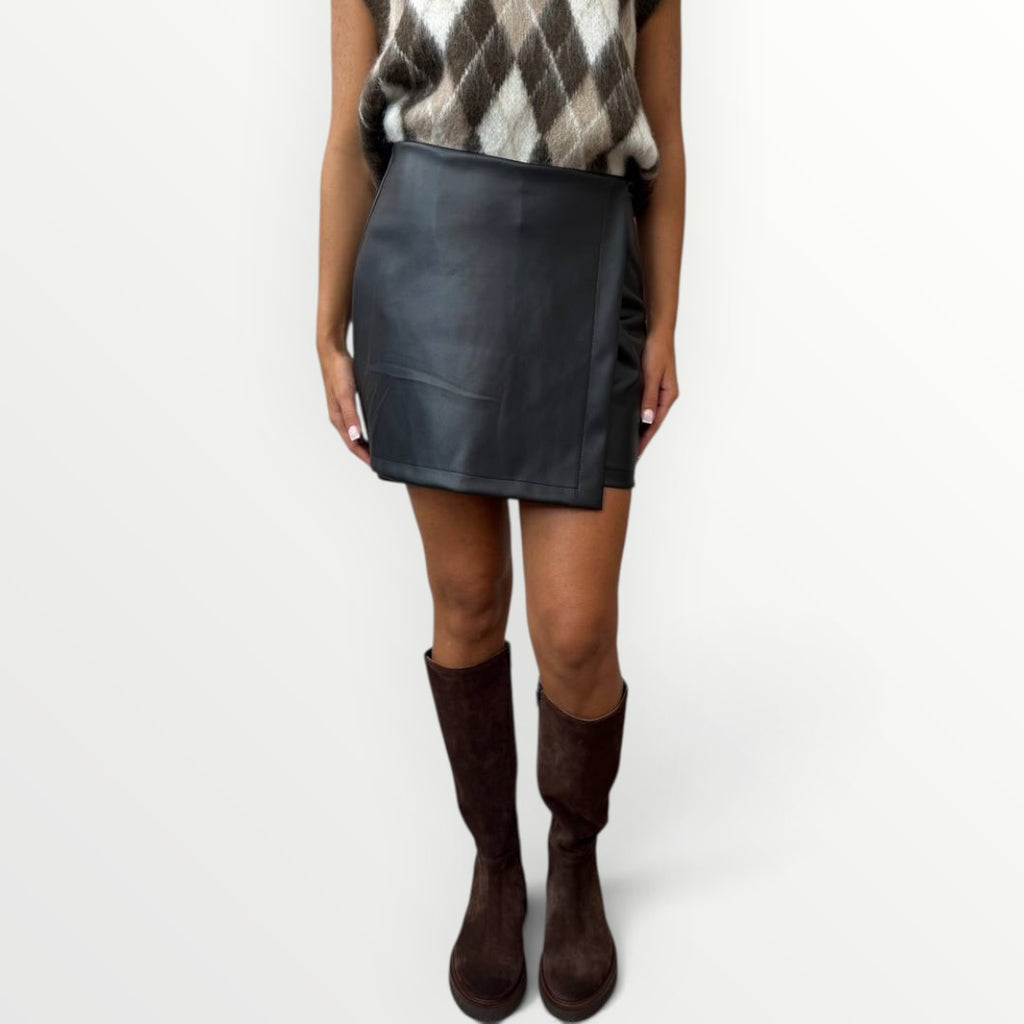 LOFT.73 - SHORT CANDITO
