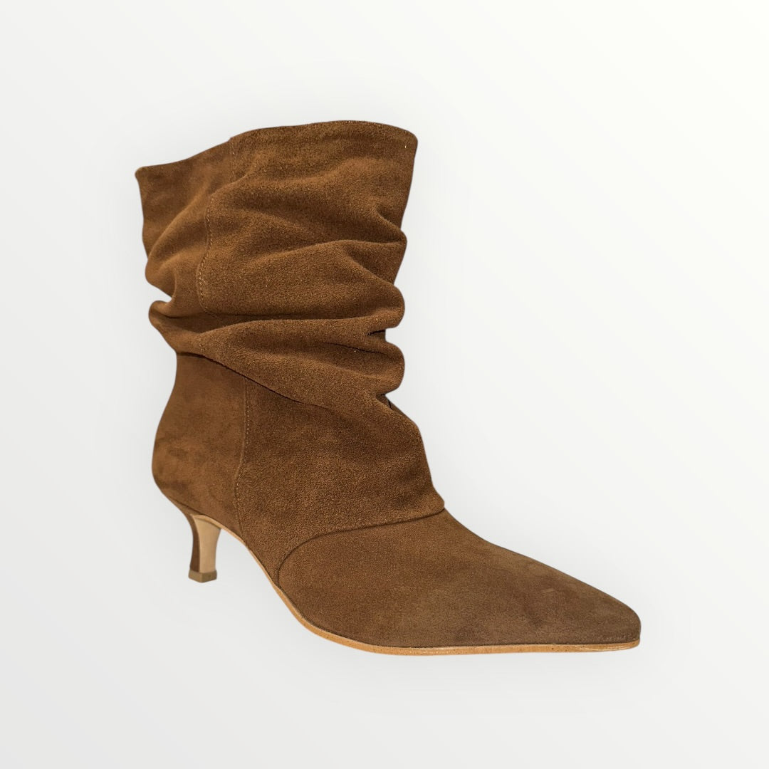 DIVINE FOLLIE - STIVALE CON GAMBALE MORBIDO