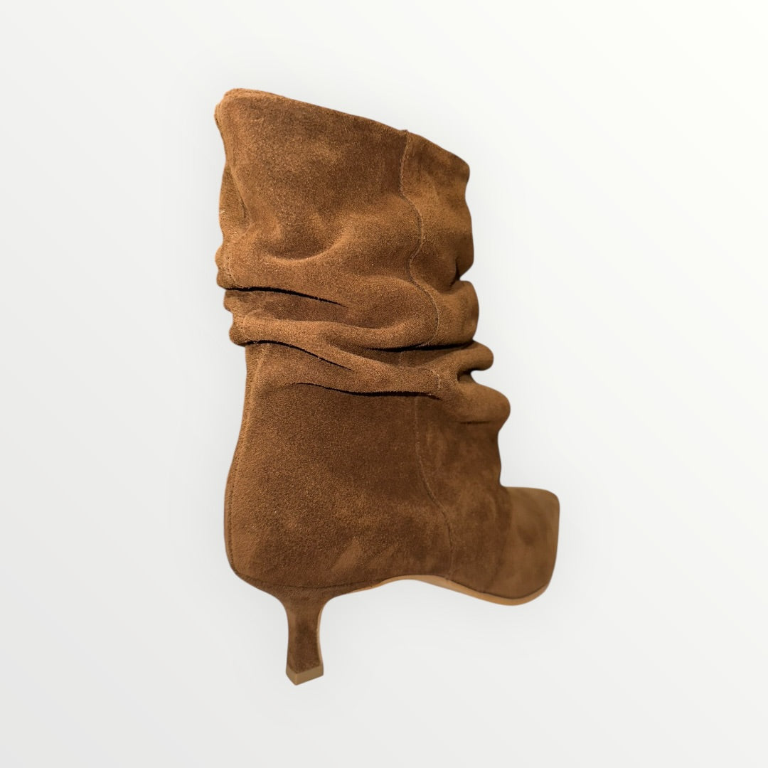 DIVINE FOLLIE - STIVALE CON GAMBALE MORBIDO