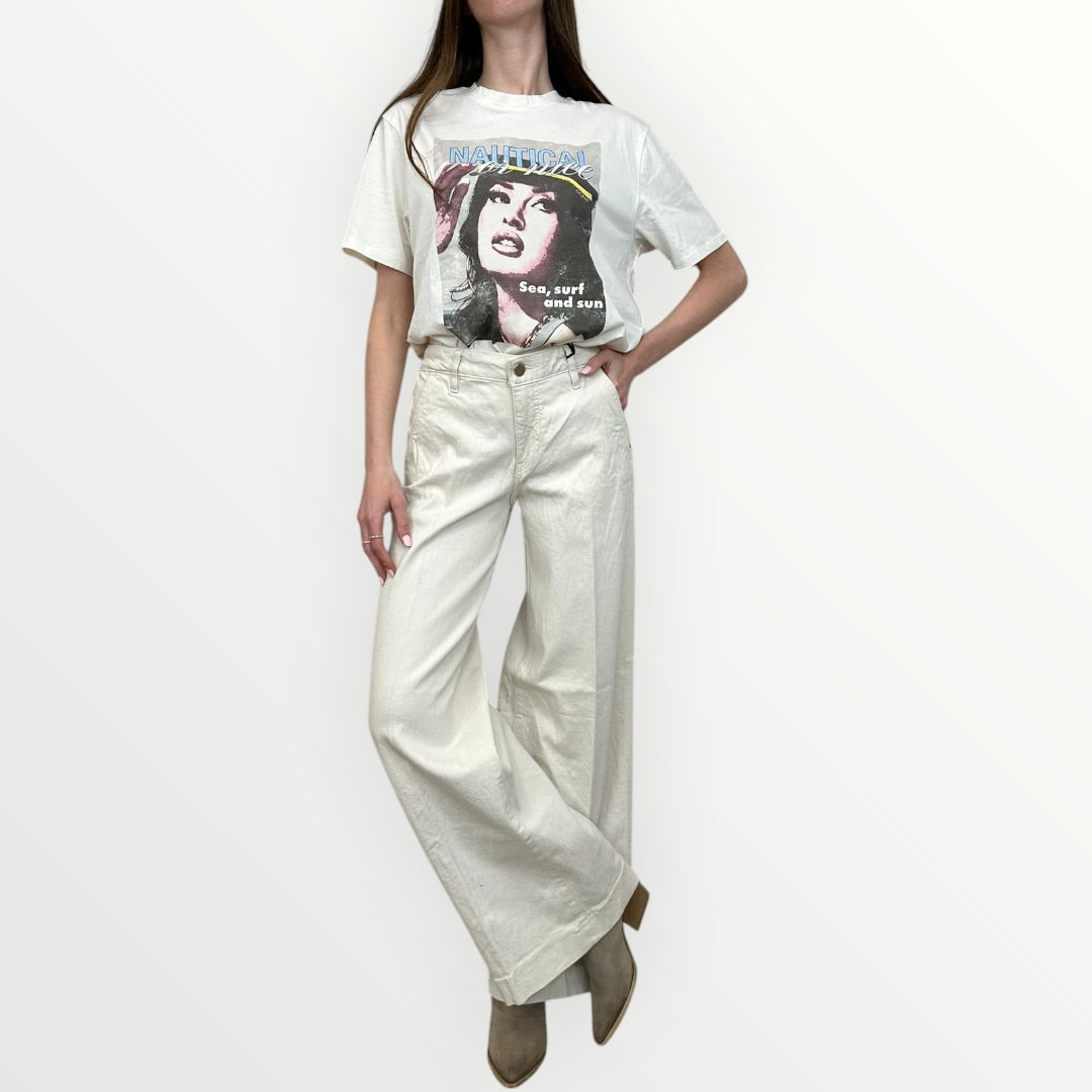 GUESS - T-SHIRT CON STAMPA FRONTALE