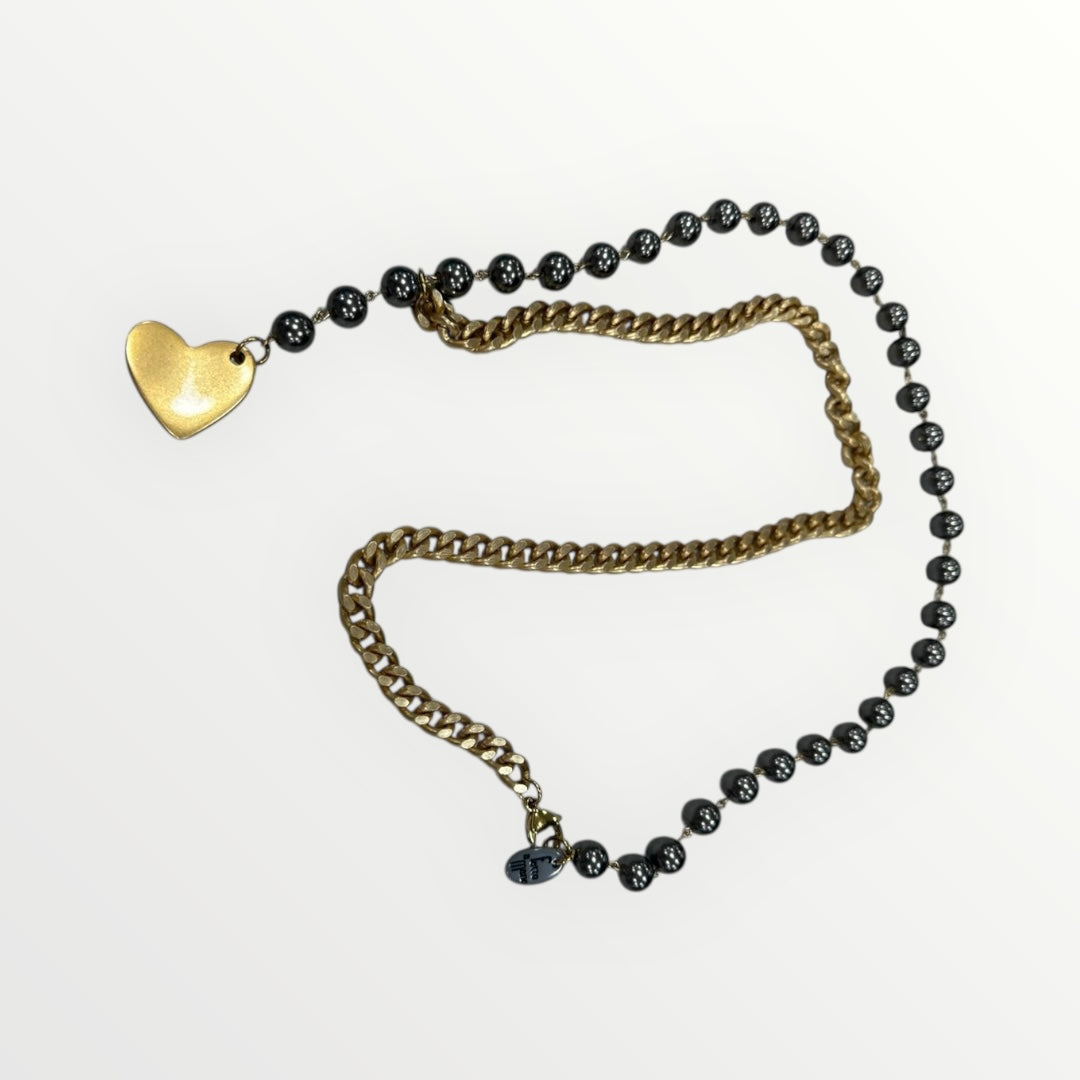 MOMI - FRANCESCA LONG HEART NECKLACE