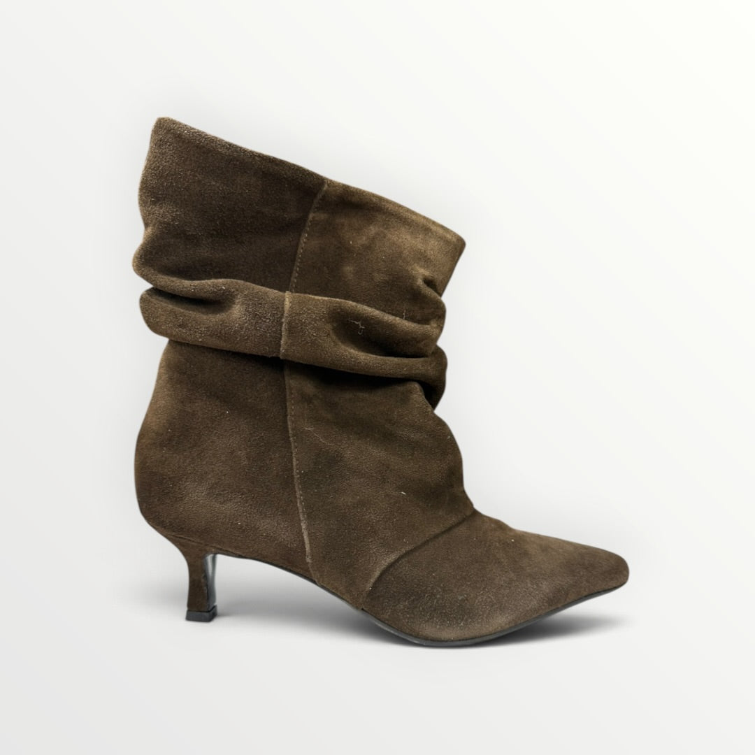 DIVINE FOLLIE - STIVALETTO SCAMOSCIATO GAMBALE MORBIDO
