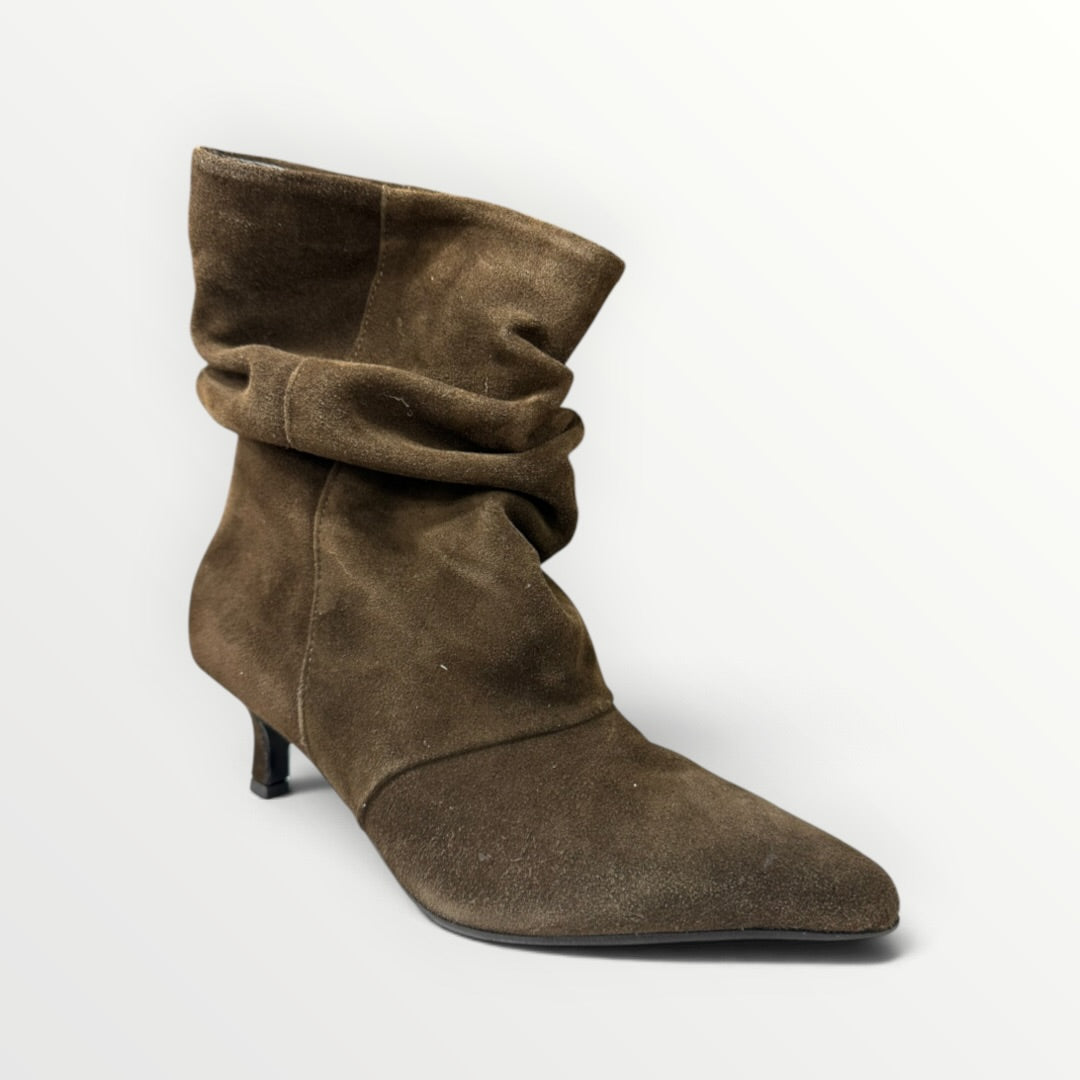 DIVINE FOLLIE - STIVALETTO SCAMOSCIATO GAMBALE MORBIDO