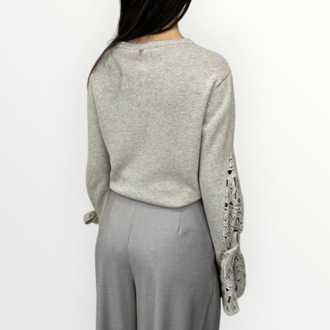 PHILIA LOFT - CARDIGAN CON RICAMI E MANICHE SCAMPANATE Immagine secondaria del prodotto