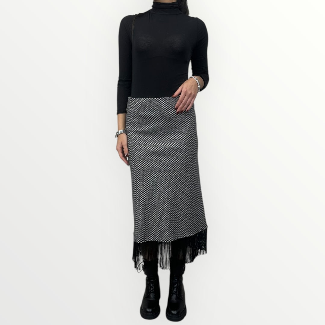 MOTEL - GONNA IN PIEDE DE PULE CON FRANGE