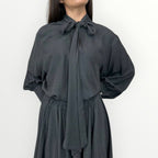 PHILIA LOFT - CAMICIA CON AMPIO FIOCCO FRONTALE