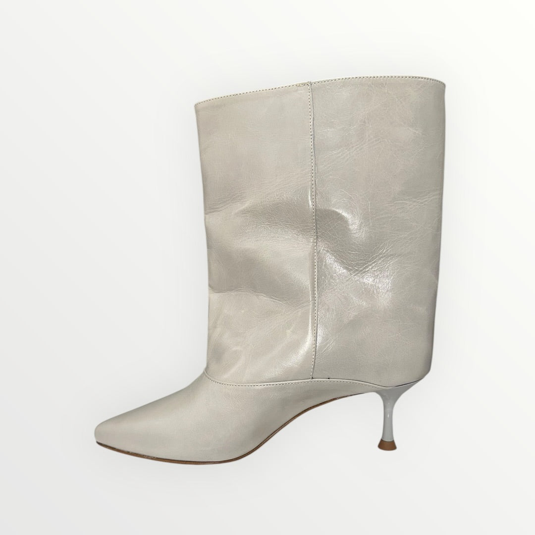 DIVINE FOLLIE - STIVALETTO LUCIDO GAMBALE MORBIDO